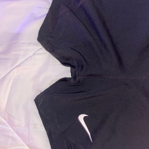 Nike spandex shorts - Picture 3 of 5